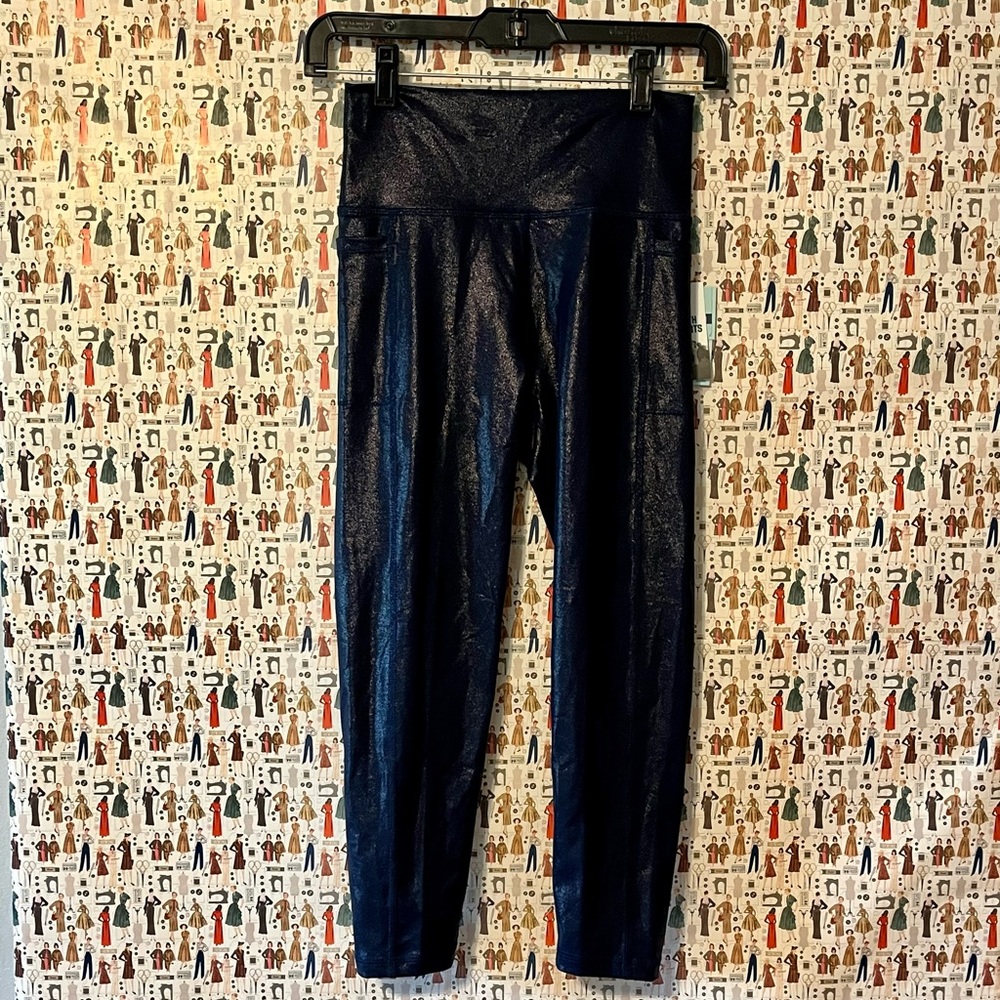 Dark blue yoga set 🖤 - Picture 6 of 9